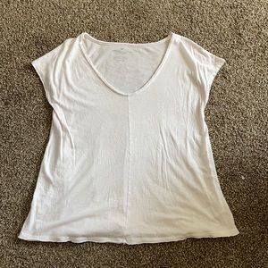 AMERICAN EAGLE t-shirt